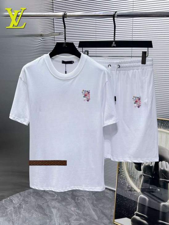 Picture of LV Shirt Pant Suits _SKULVM-5XL12yn41623524